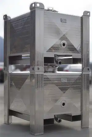Cuves de transport empilables